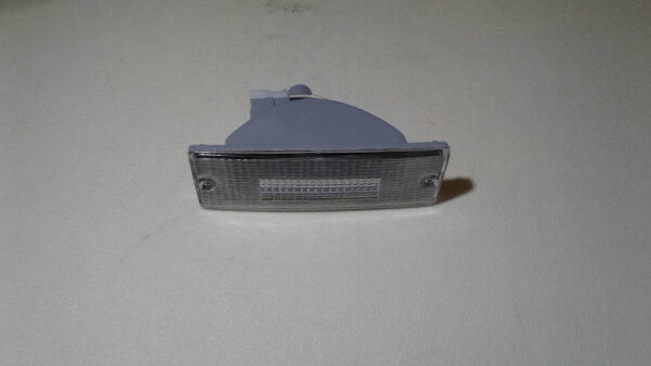 MITSUBISHI MIRAGE L/H  REVERSING LIGHT 01-214-1305L