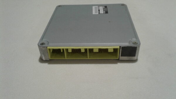 FORD LASER  MAZDA 323   ECU   B6VD18881B