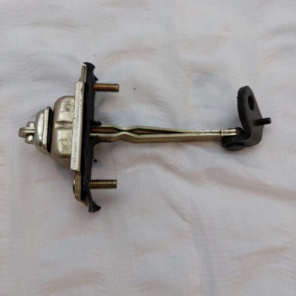 KIA CREDOS CLARUS FRONT LEFT HAND DOOR CHECKER / STRAP 0K9A059270A